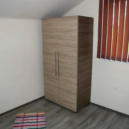 In 18525 Apartmán *