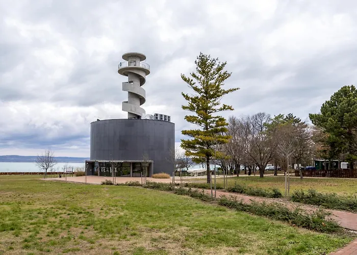 Near In 18525 Apartment Balatonfoldvar